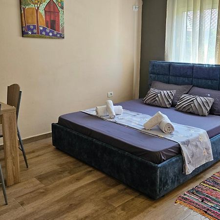 Dua'S Apartment Тирана Екстериор снимка