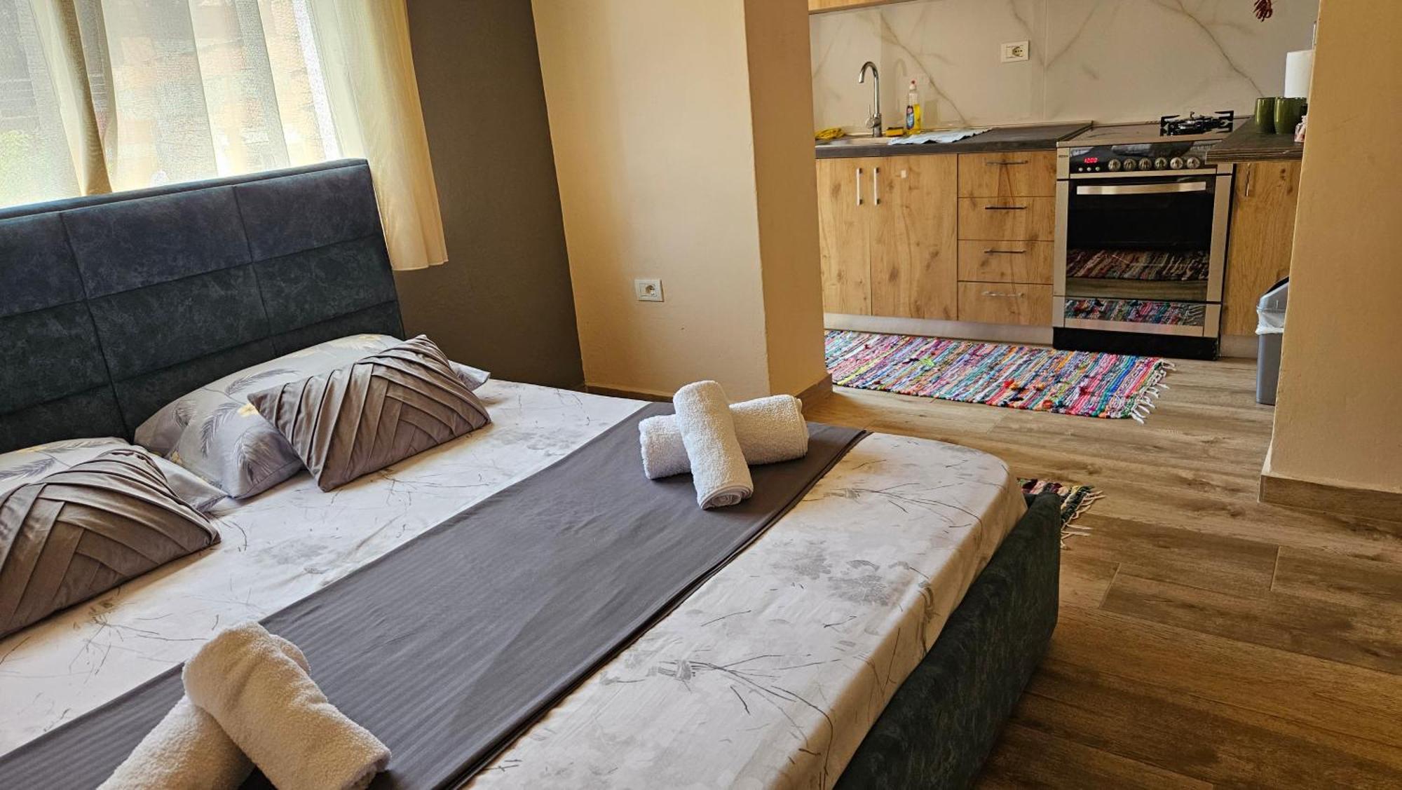 Dua'S Apartment Тирана Екстериор снимка