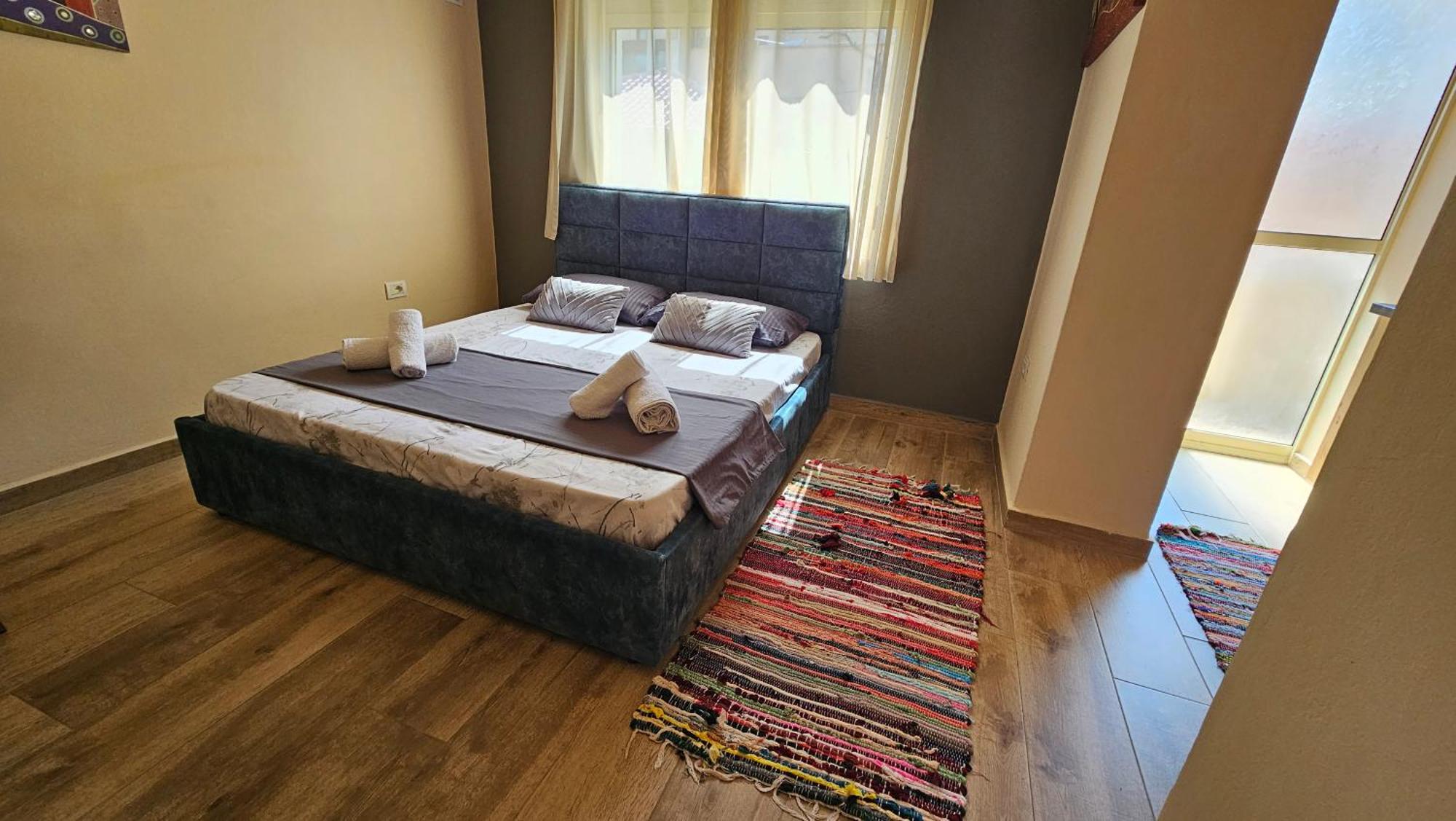 Dua'S Apartment Тирана Екстериор снимка