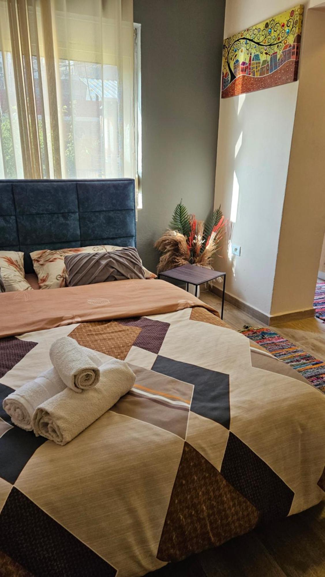 Dua'S Apartment Тирана Екстериор снимка